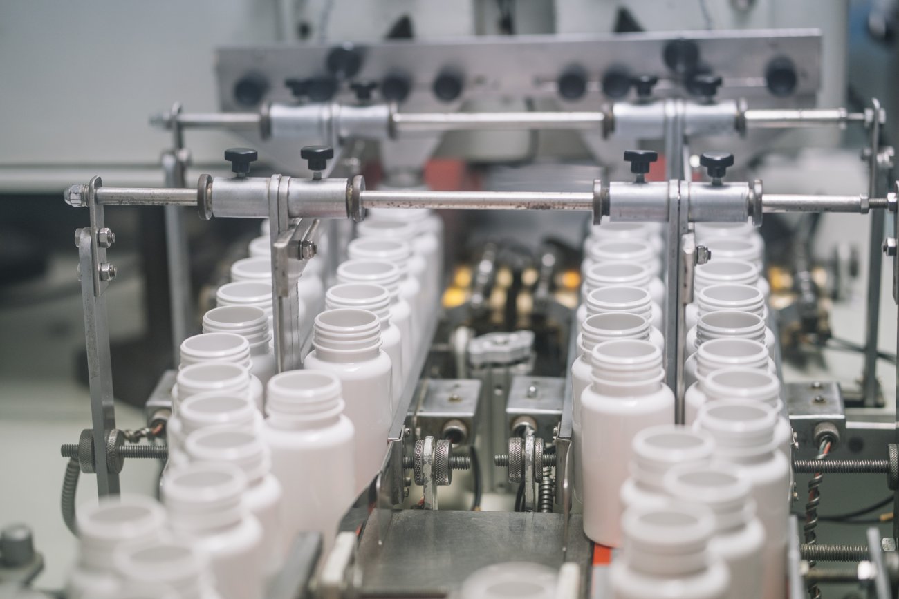 picture-of-manufacture-of-pills-and-encapsulation